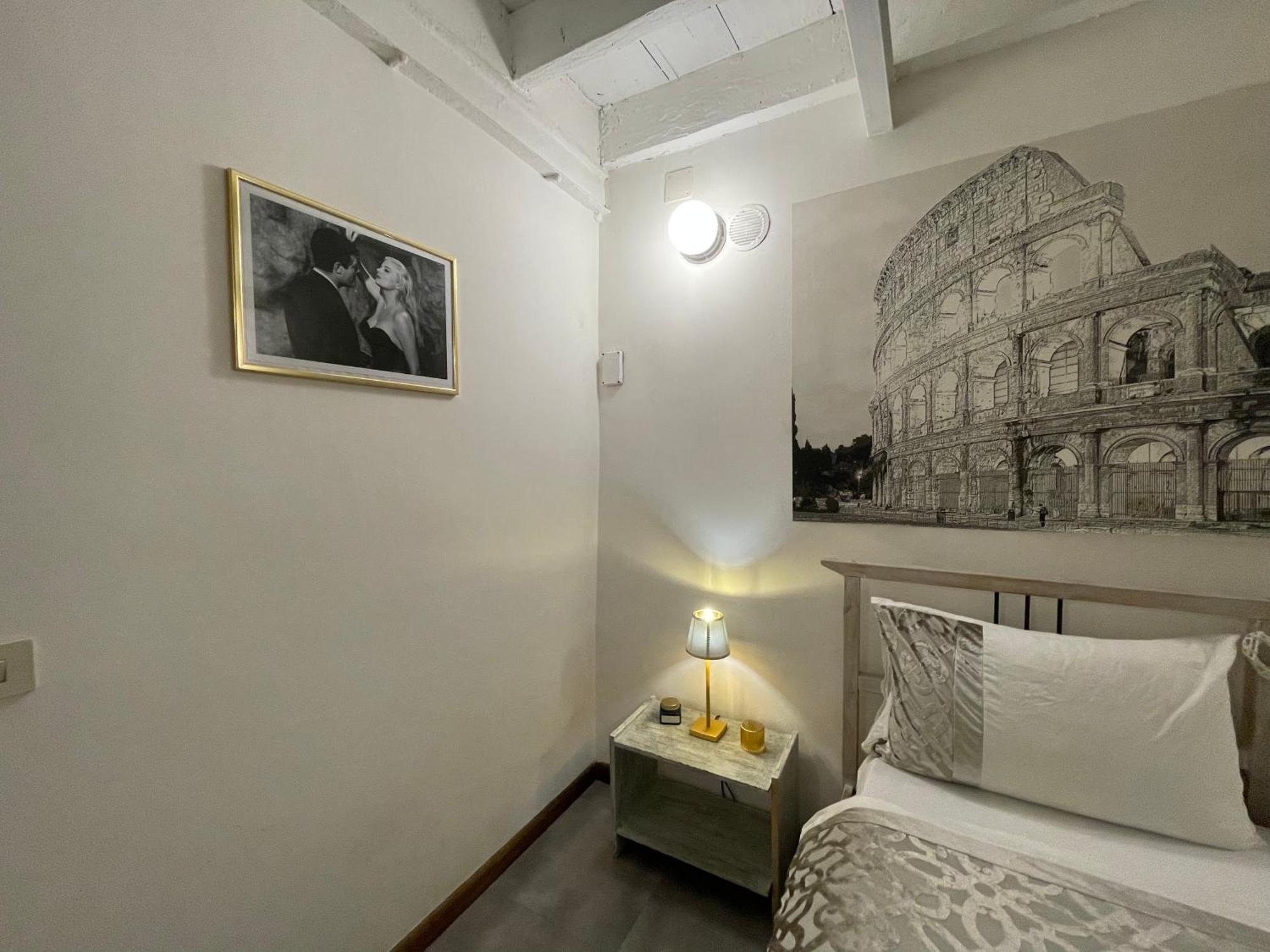 Apartment In The Heart Of Roma Exterior photo